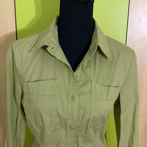 Woman’s Shirt - Picture 3 of 6